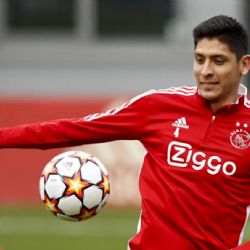 Edson Álvarez en la mira de equipo de la Premier League que está dispuesto a pagar una millonada por él 