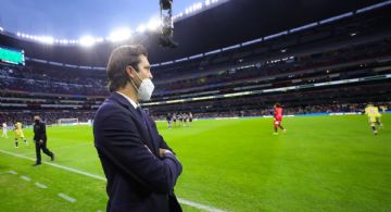 Diego Alonso surge como otra alternativa para dirigir al América en caso de la salida de Santiago Solari