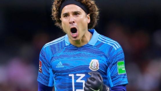 Video | Memo Ochoa se involucra en bronca contra los jugadores de Panamá para defender a Diego Lainez