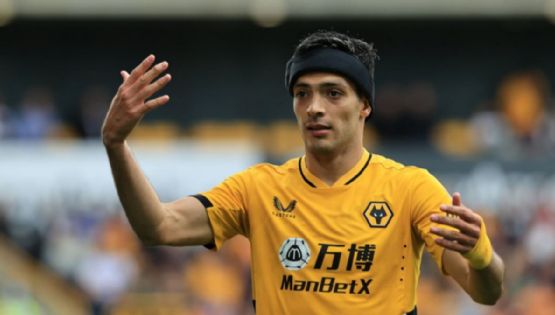 Video | Raúl Jiménez vuelve a la actividad con el Wolverhampton en el partido contra el Norwich