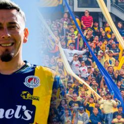 Rubens Sambueza responde a los aplausos de la afición del Club América