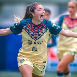 Club América hace reconocimiento a Katty Martínez por sus 100 goles en la Liga MX Femenil 