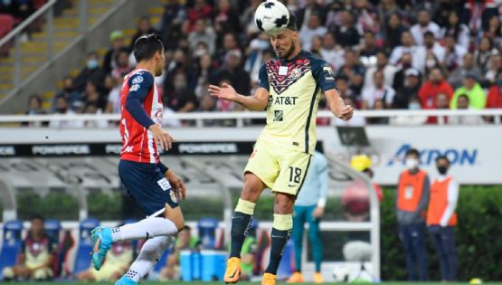 América rescata empate con 10 hombres en el Clásico Nacional contra Chivas