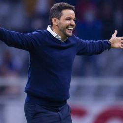 Nicolás Larcamón vuelve a hablar sobre la posibilidad de dirigir al Club América