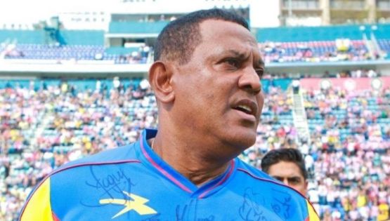 Antonio Carlos Santos arremete contra los altos mandos del Club América