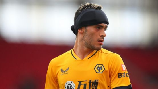 Nueva expulsión para Raúl Jiménez en la Premier League con el Wolverhampton
