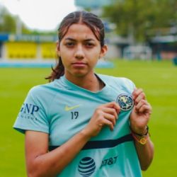 ¿Quién es Montserrat Saldívar y por qué la está rompiendo con América Femenil a sus 15 años?