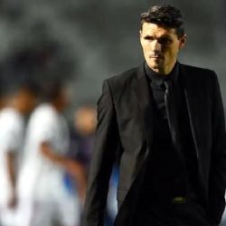 Club América lamenta el fallecimiento de la madre de Fernando Ortiz