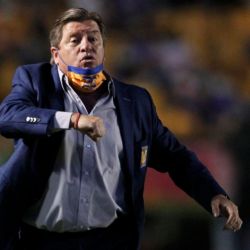 Miguel Herrera en riesgo de perderse el partido de Tigres vs América