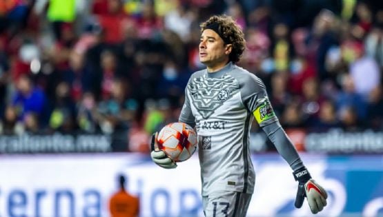 Video | Guillermo Ochoa compara la presión en Club América con la de jugar una Copa del Mundo ante Brasil