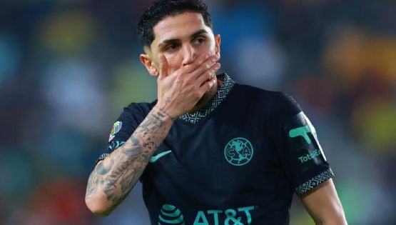 Video | Guillermo Ochoa consuela el llanto de Álvaro Fidalgo y Diego Valdés
