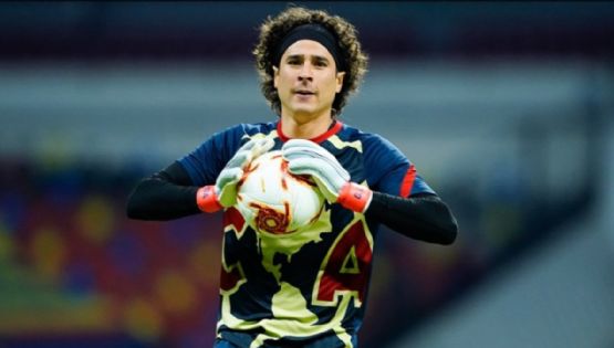 Gran detalle de Guillermo Ochoa con pequeño aficionado del Club América