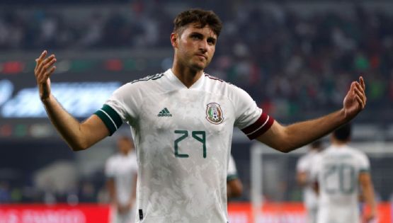 Santiago Giménez se rinde ante dos delanteros con ADN del Club América