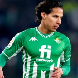 Directivo del Real Betis habla sobre el futuro de Diego Lainez