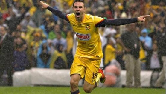 El mensaje de aliento de Miguel Layún para el ‘Canelo’ Álvarez tras su derrota ante Dmitry Bivol