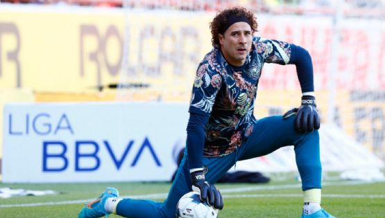 Guillermo Ochoa con su futuro claro para el año 2023