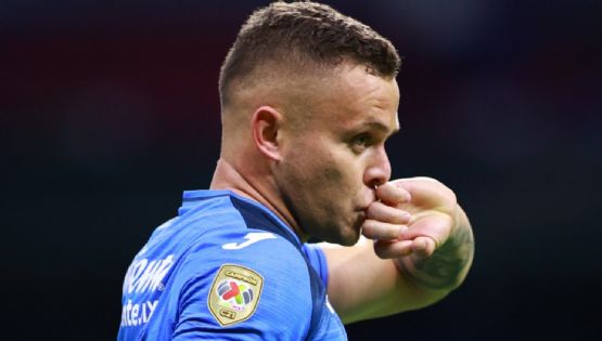 Afición del Cruz Azul intenta sabotear el fichaje de ‘Cabecita’ Rodríguez al Club América
