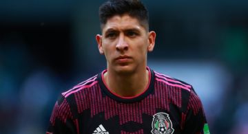 DT del Ajax con postura clara sobre la posible salida de Edson Álvarez