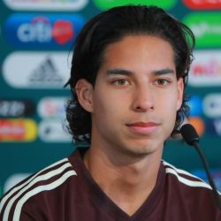 Real Betis tiene un plan para Diego Lainez antes de dejarlo salir prestado