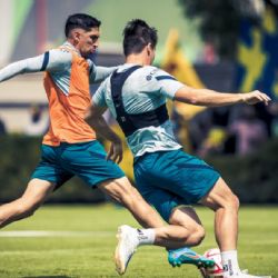 Tres futbolistas del Club América entrenan por separado y se perderían el debut contra Atlas