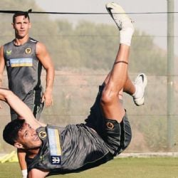 Video | Raúl Jiménez rompe sequía de cuatro meses sin anotar con el Wolverhampton