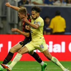 Fernando Ortiz bromea por las patadas de Bruno Valdez contra Manchester City
