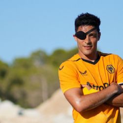Raúl Jiménez enciende las alarmas con el Wolverhampton luego de volver al camino goleador