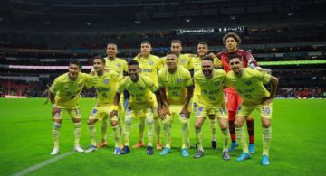 Insólita razón obliga al Club América a jugar con los uniformes equivocados frente al Atlas