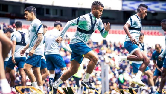 Salvador Reyes abandona el entrenamiento del Club América por posible lesión