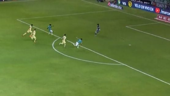 Video | Guillermo Ochoa es noqueado por balonazo en el León vs Club América