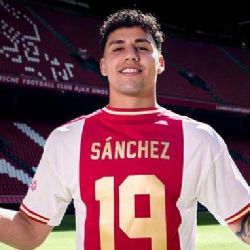 Video | Gran recibimiento de Edson Álvarez para Jorge Sánchez con el Ajax de Holanda