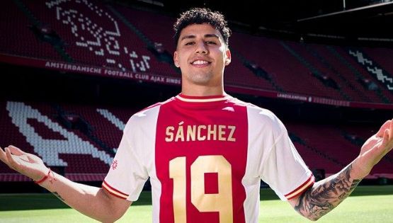 Video | Gran recibimiento de Edson Álvarez para Jorge Sánchez con el Ajax de Holanda