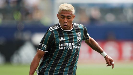 ¿Qué separa a Julián Araujo de ser el nuevo refuerzo del Club América?