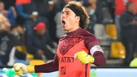 Guillermo Ochoa cerca de alcanzar nuevo récord histórico con el Club América