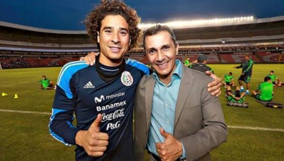 Adolfo Ríos presume gran detalle de Guillermo Ochoa y Henry Martín en el Clásico Joven