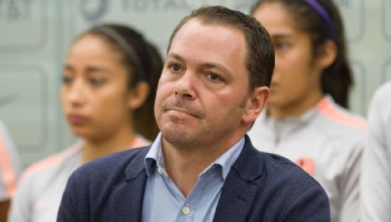 Santiago Baños aparece en redes sociales y la afición del Club América le da polémica respuesta