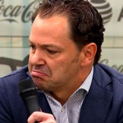¿Oportunismo? Afición del Club América le recrimina a Santiago Baños por desaparecer en las derrotas
