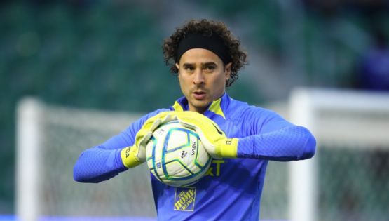 FIFA reconoce a Guillermo Ochoa como el portero que más miedo genera a los delanteros en el Mundial