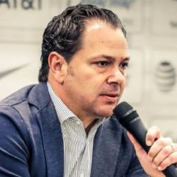 ¿Realmente Santiago Baños es un buen negociador para el Club América?