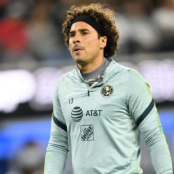 Ligue 1 de Francia recuerda emotivo momento de Guillermo Ochoa