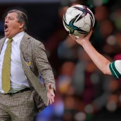 Miguel Herrera confirma un triste futuro para Sebastián Córdova por su llegada a Tigres