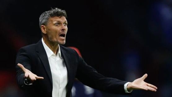 Fernando Ortiz con polémica postura sobre la llegada de refuerzos en el Club América