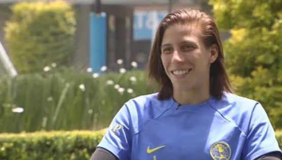 Renata Masciarelli sale en defensa de la gran atajada de Guillermo Ochoa ante Chivas