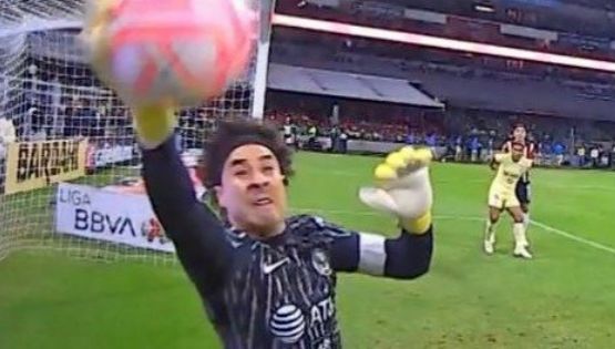 Video | Nueva toma del Clásico Nacional demuestra que el balón no entró