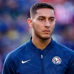 Video | Sebastián Cáceres pierde la marca en el gol de Irán para la derrota de Uruguay