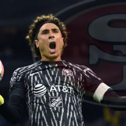 Guillermo Ochoa se reúne con estrella mexicana de los San Francisco 49ers
