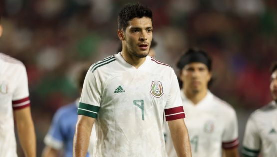 Raúl Jiménez toma arriesgada decisión para poder asistir a Qatar 2022