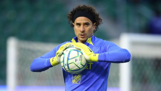 Emotivo mensaje de Guillermo Ochoa contando la historia de cuando era niño y conoció a Adrián Chávez