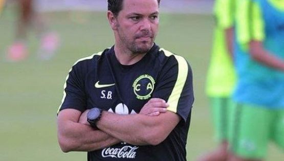 Santiago Baños revela cómo es el proceso en el Club América para enviar a un jugador a Europa