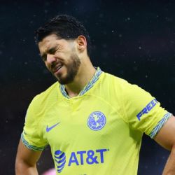 Henry Martín pone en riesgo su campeonato de goleo tras el penal fallado ante Atlético San Luis